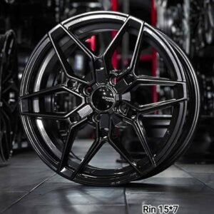 Aro Advan Racing R15 - 7" (4x100)