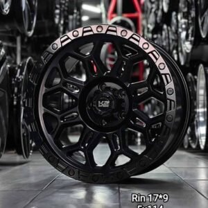 Aro METHOD R17 - 9" (5x114)