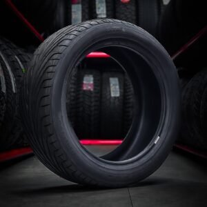 Llanta Triangle 245/45/R18 TR968