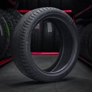Llanta Maxxis 225/45/R18 VICTRA MA-Z1