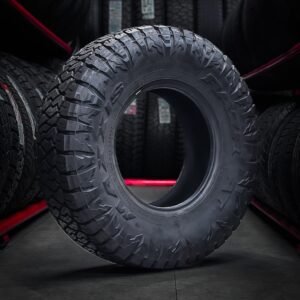 Llanta Maxxis 31x10.50/R15 RAZR AT-811 15LT